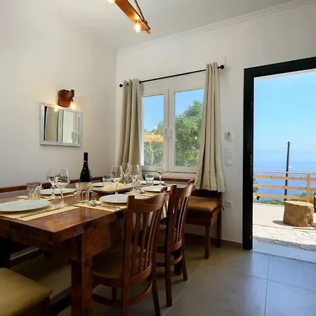 Kalyva , Private Access To A Family Holiday home Benitses (Corfu)