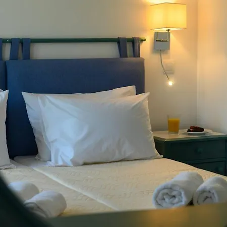 Case de vacanță Kalyva Country House, With Private And Pool *