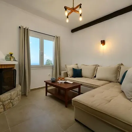 Case de vacanță Kalyva Country House, With Private And Pool