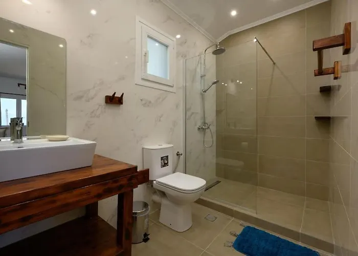 بيت للعطل Kalyva Country House, With Private And Pool بينيتسيس