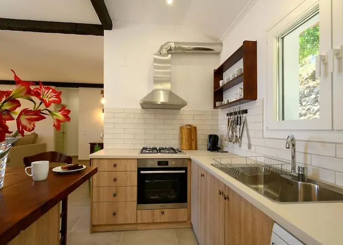 بيت للعطل Kalyva Country House, With Private And Pool