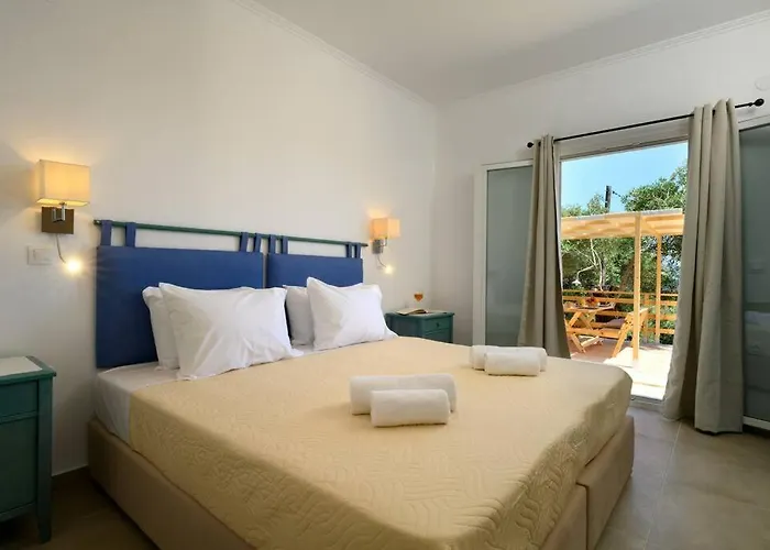 Kalyva Country House, With Private And Pool بيت للعطل بينيتسيس