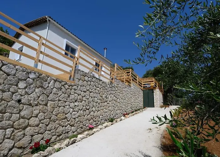 Kalyva Country House, With Private And Pool بيت للعطل