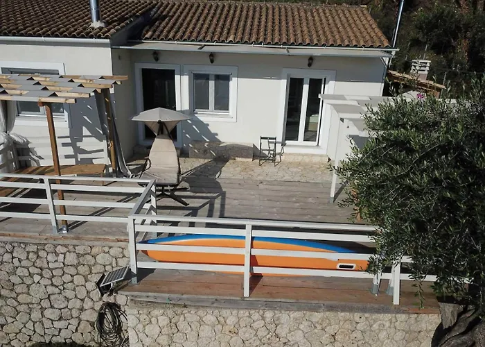 Kalyva Country House, With Private And Pool بينيتسيس