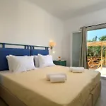Kalyva Country House, With Private And Pool בית נופש בניטסס