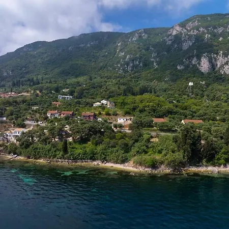 Kalyva , Private Access To A Family