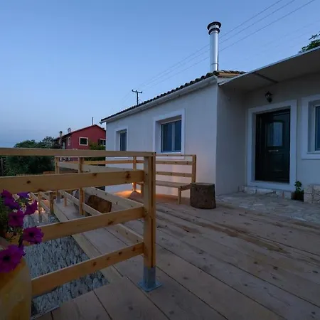 Kalyva , Private Access To A Family *